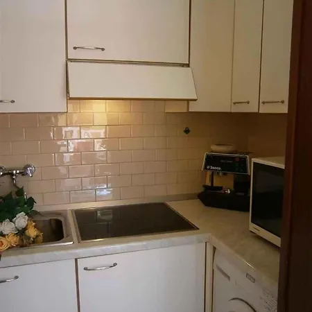Apartment In 24582 *